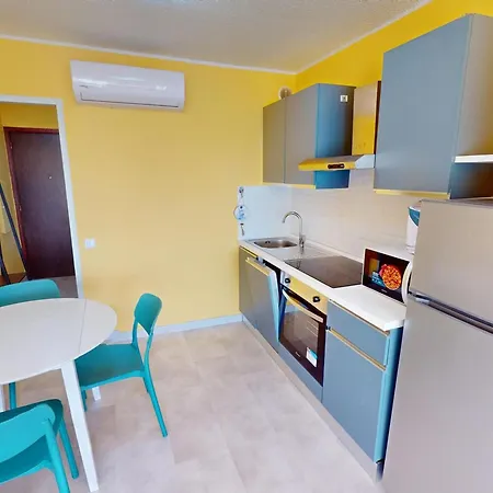 Avec Terrasse Face Et Wifi A - Fr-1-196-369 Apartment